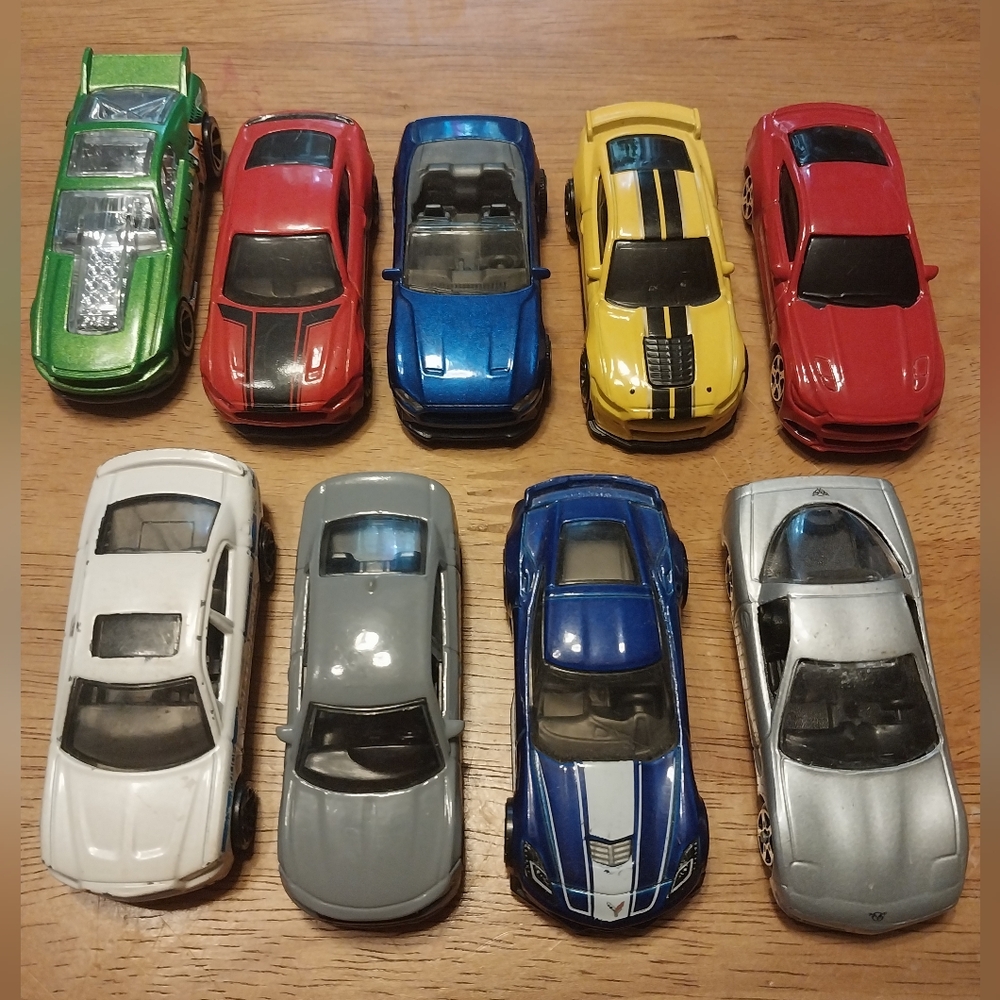 9 Loose Cars